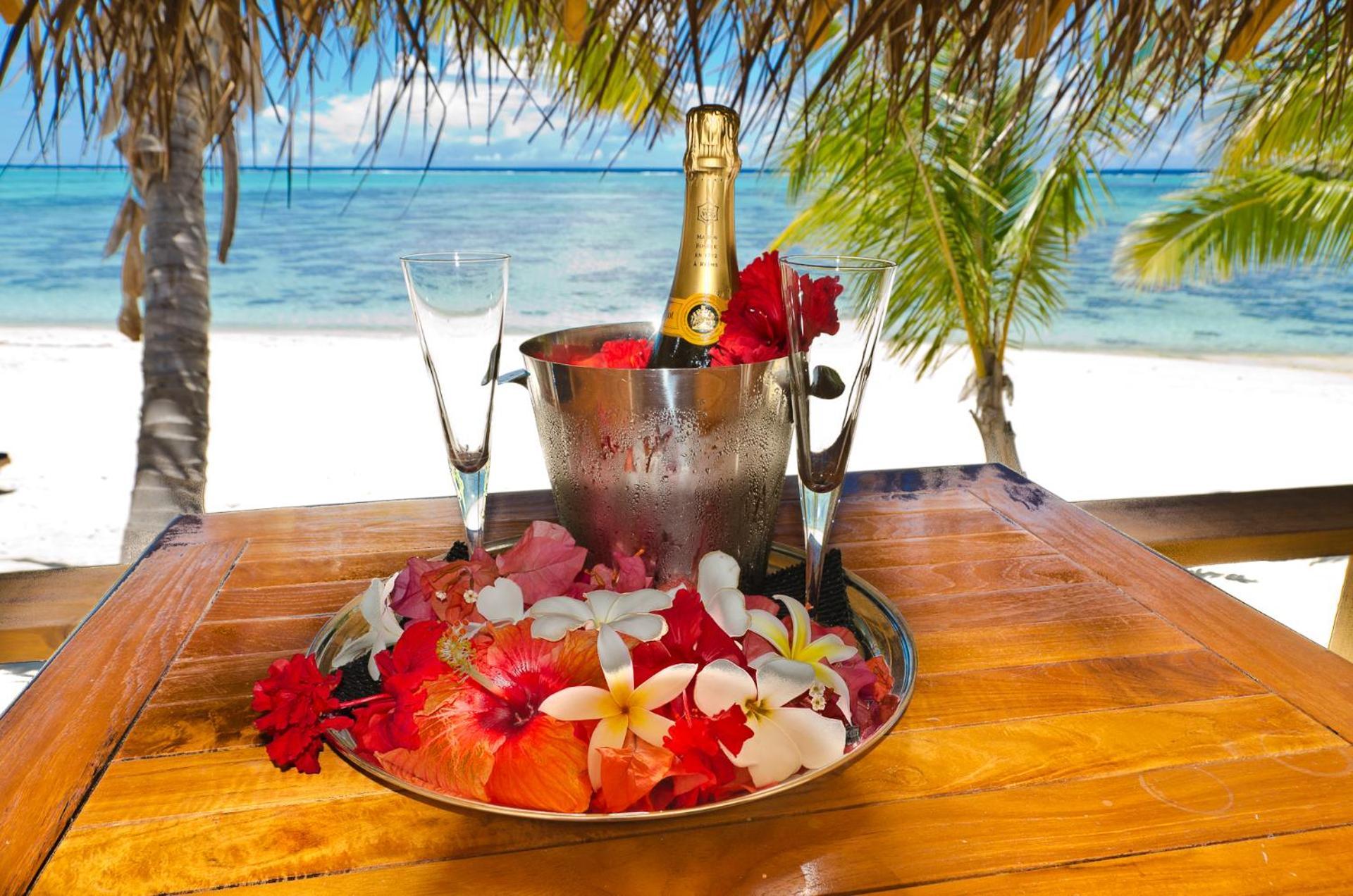 Etu Moana Boutique Beach Villas - Adults Only Арутанга Экстерьер фото